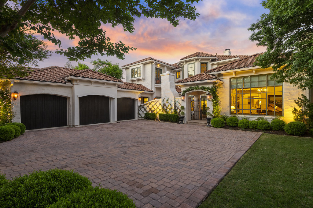 Photography Services 6 Residential Real Estate Photography - Cen-Tex Marketing - 15